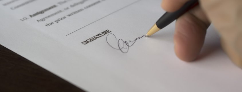 Letter with a signature - how to respond to letters to the board