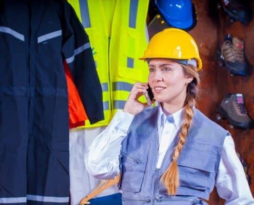 Woman in the maintenance/construction industry. Photo credit: Pexels